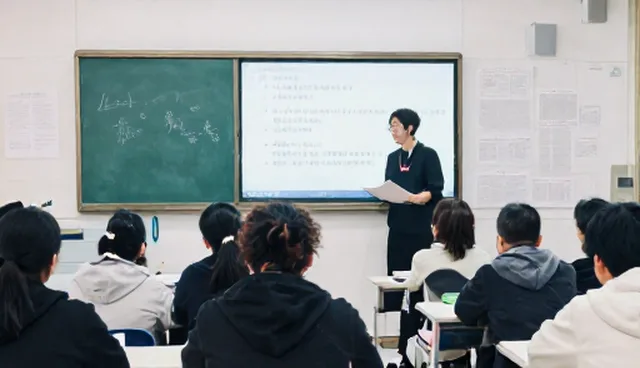 教学模式常见问题解析:全流程跟进如何优化教学效果